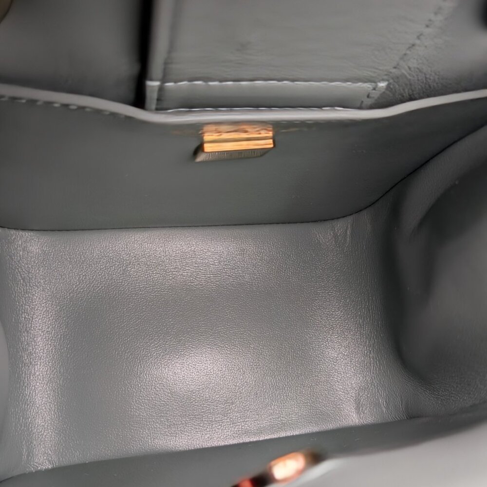 Chanel Rare Light Grey Quilted Caviar Leather Small Bucket Drawstring Bag - Picture 14 of 16